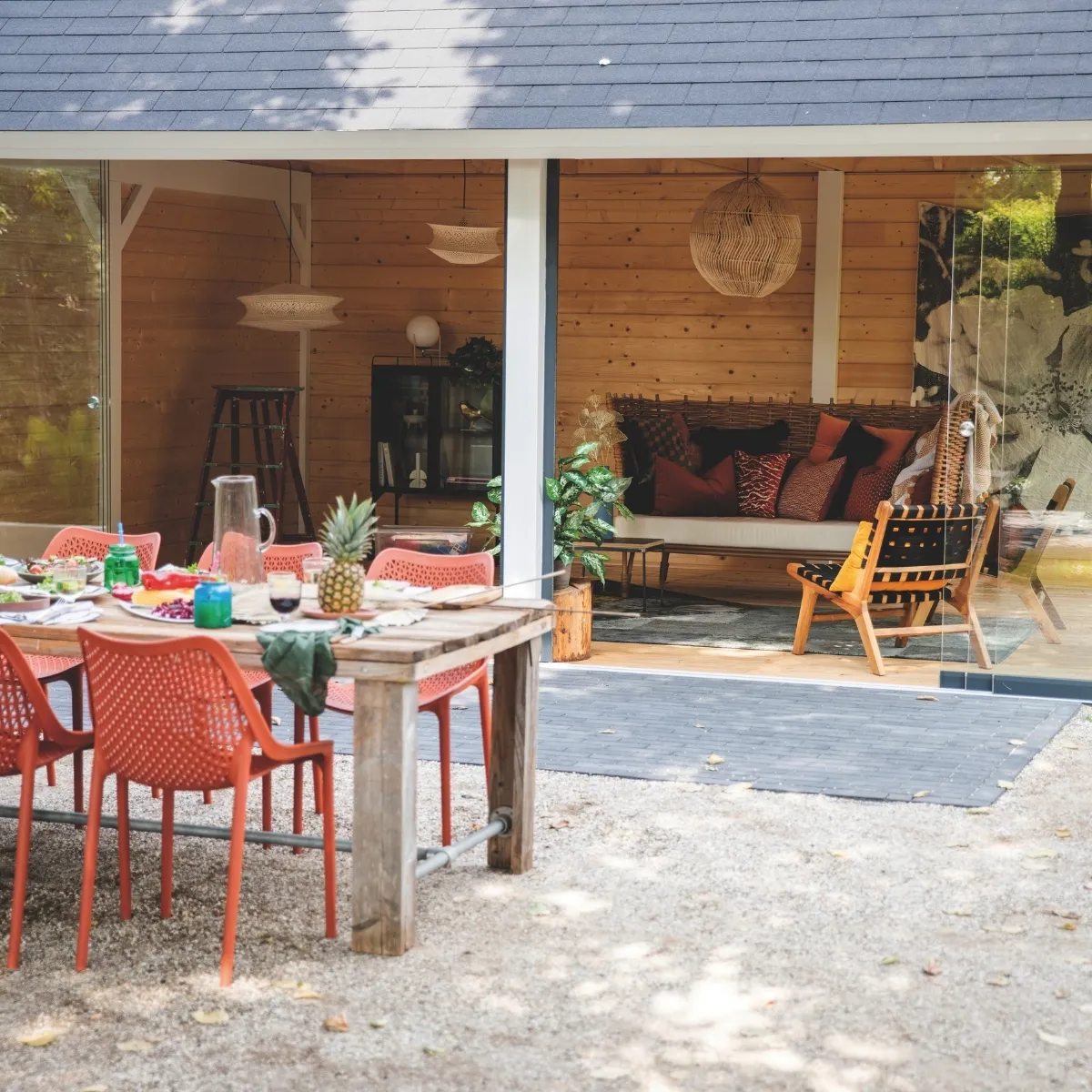 Maatwerk overkapping met buitenkeuken